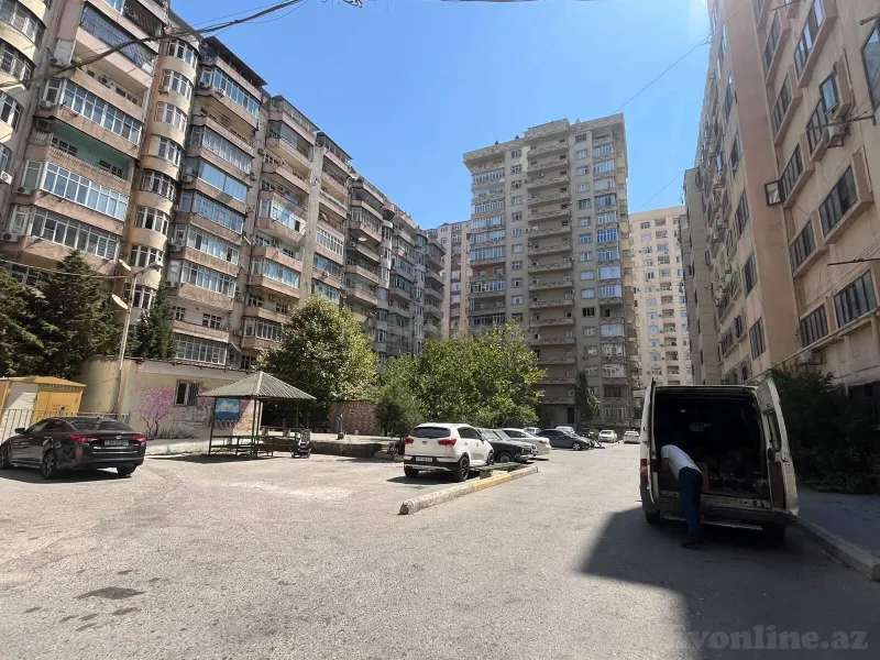Satılır 4 otaqlı Mənzil Yeni tikili 170 m² Gənclik m. - şəkil 2