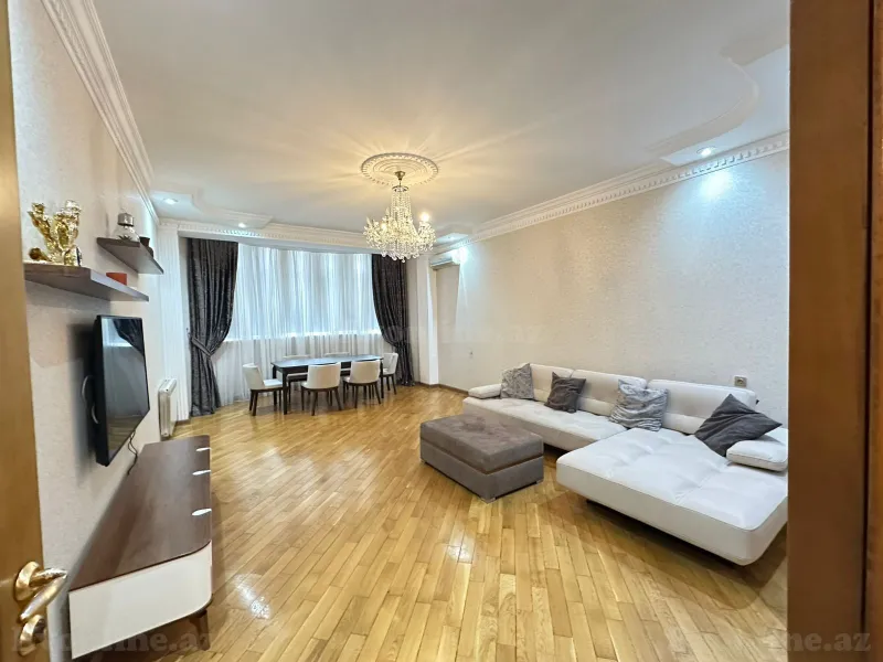 Satılır 4 otaqlı Mənzil Yeni tikili 170 m² Gənclik m. - şəkil 3