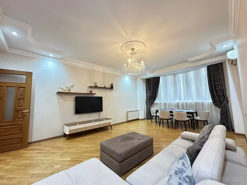 Satılır 4 otaqlı Mənzil Yeni tikili 170 m² Gənclik m. - şəkil 4