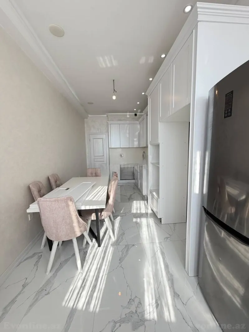 Satılır 3 otaqlı Mənzil Yeni tikili 145 m² Yasamal r. - şəkil 16