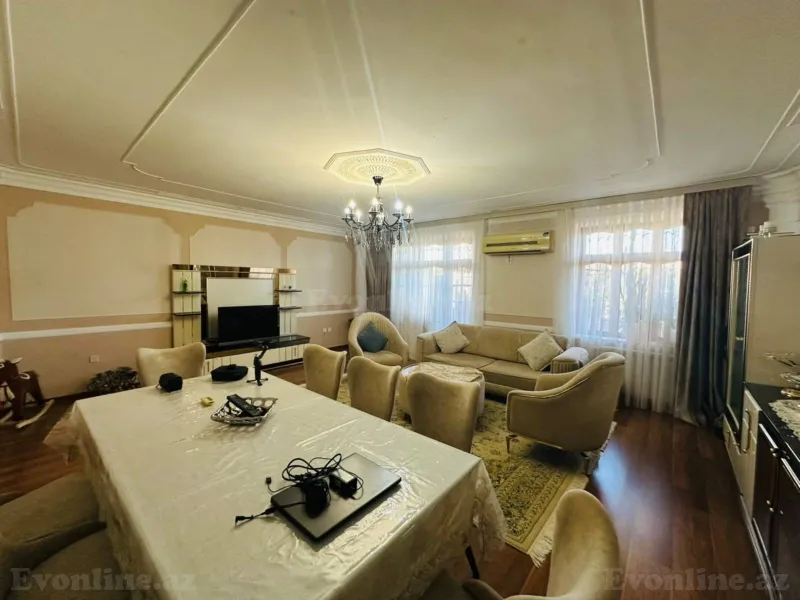 3 otaqlı Mənzil 100 m² 8-ci kilometr Satılır