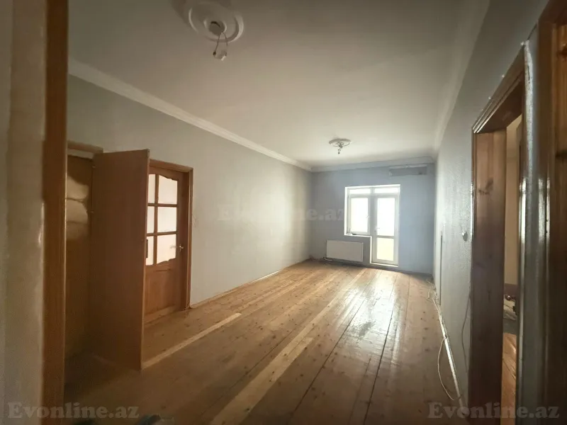 Satılır 4 otaqlı Mənzil Köhnə tikili 110 m² Əhmədli m. - şəkil 4