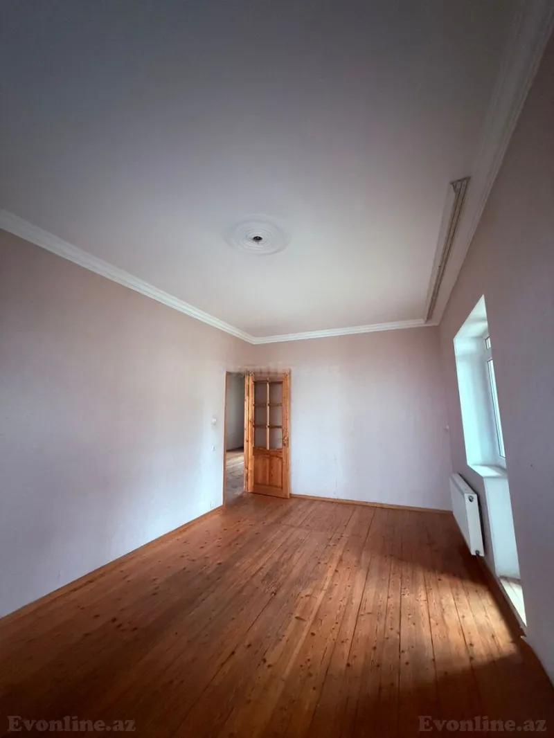 Satılır 4 otaqlı Mənzil Köhnə tikili 110 m² Əhmədli m. - şəkil 6