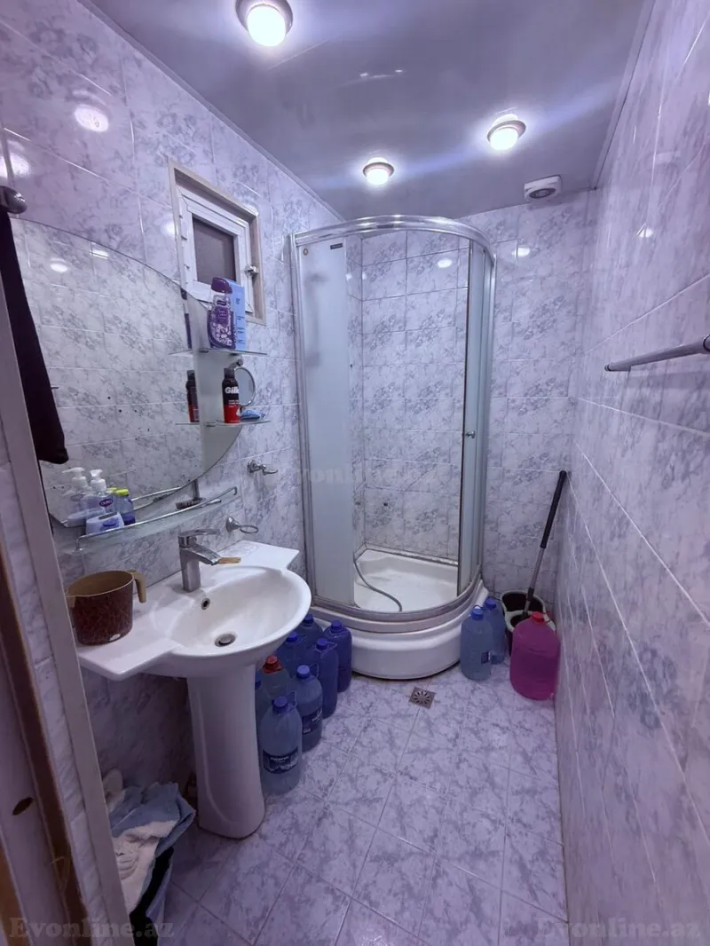 Satılır 4 otaqlı Mənzil Köhnə tikili 110 m² Əhmədli m. - şəkil 12