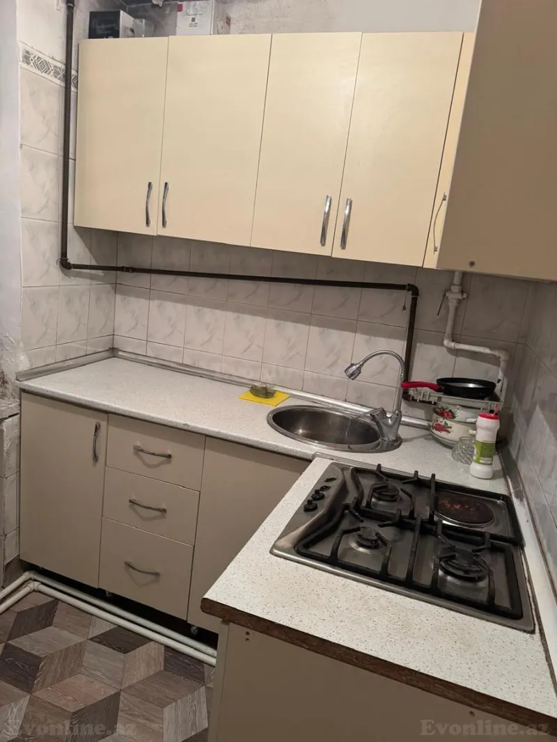 Kirayə verilir 1 otaqlı Mənzil Köhnə tikili 35 m² Elmlər Akademiyası m. - şəkil 6