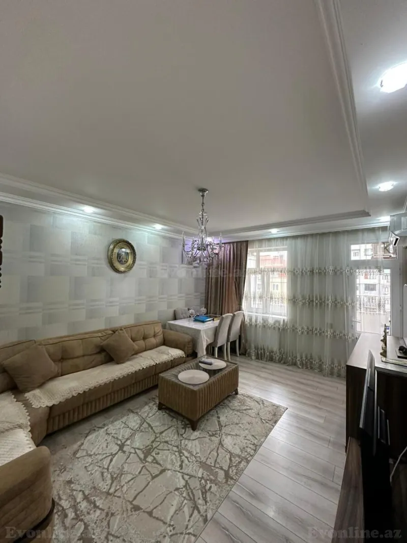 4 otaqlı Mənzil 110 m² Nizami r. Satılır
