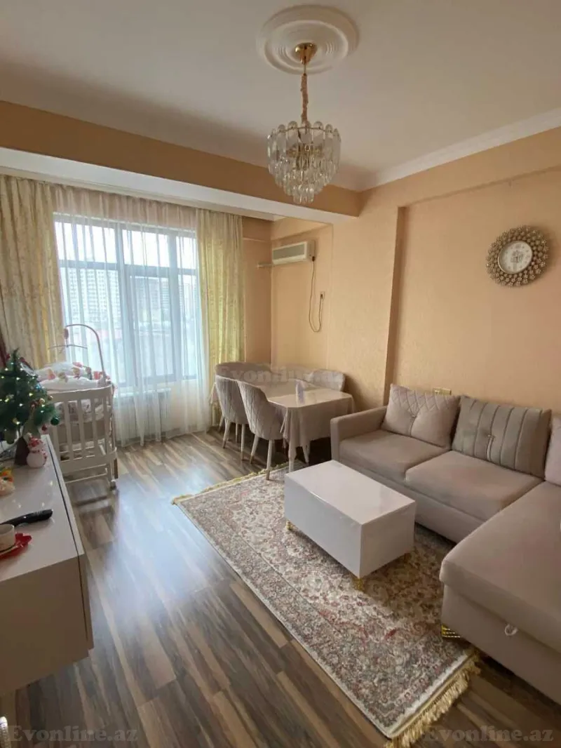 2 otaqlı Mənzil 57 m² Neftçilər m. Satılır