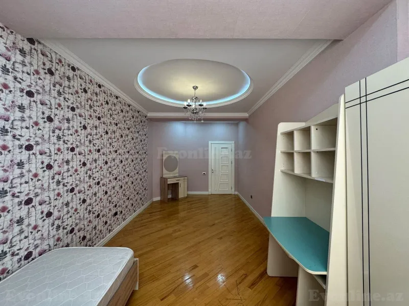 Kirayə verilir 4 otaqlı Mənzil Yeni tikili 150 m² İnşaatçılar m. - şəkil 8