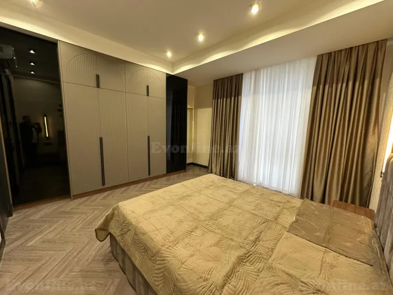 Satılır 3 otaqlı Mənzil Yeni tikili 1433 m² Gənclik m. - şəkil 4