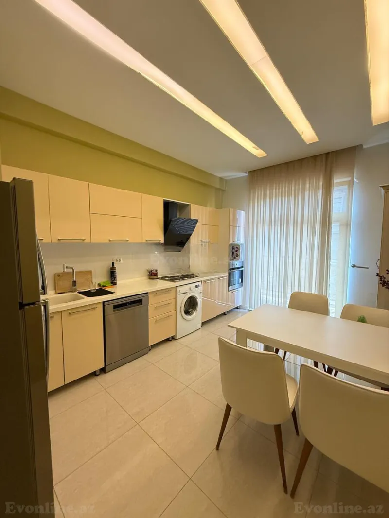 Kirayə verilir 4 otaqlı Mənzil Yeni tikili 170 m² Ağ şəhər - şəkil 16