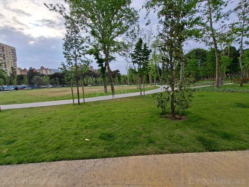 Satılır 3 otaqlı Mənzil Yeni tikili 158 m² Gənclik m. - şəkil 4
