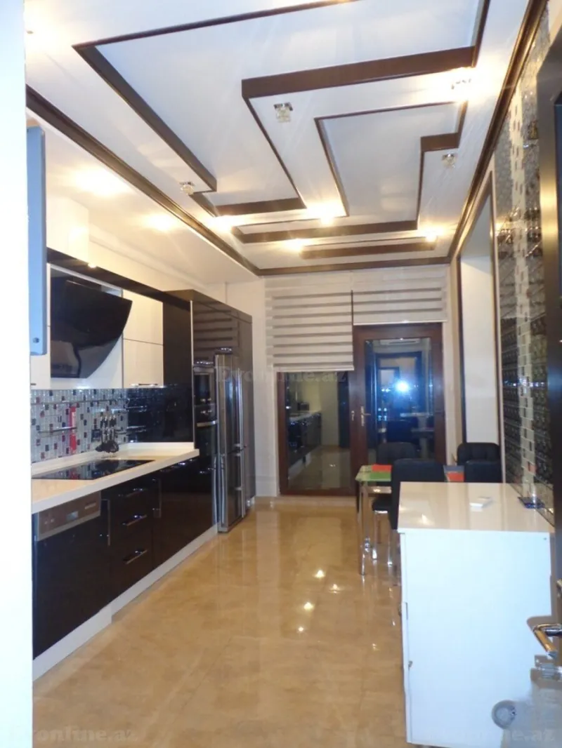 Kirayə verilir 4 otaqlı Mənzil Yeni tikili 220 m² Xətai r. - şəkil 5