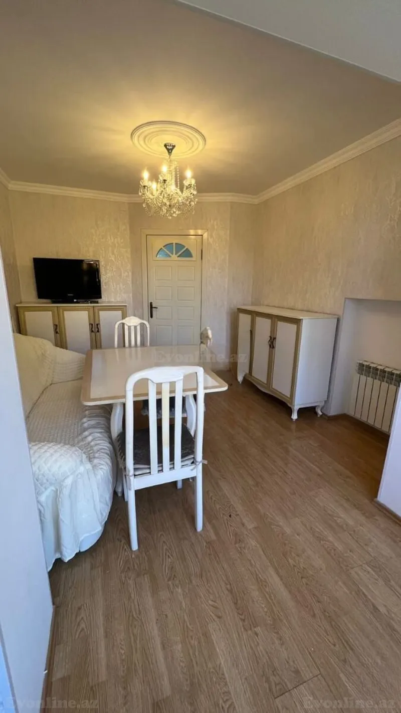 Kirayə verilir 2 otaqlı Mənzil Köhnə tikili 52 m² Səbail r. - şəkil 2