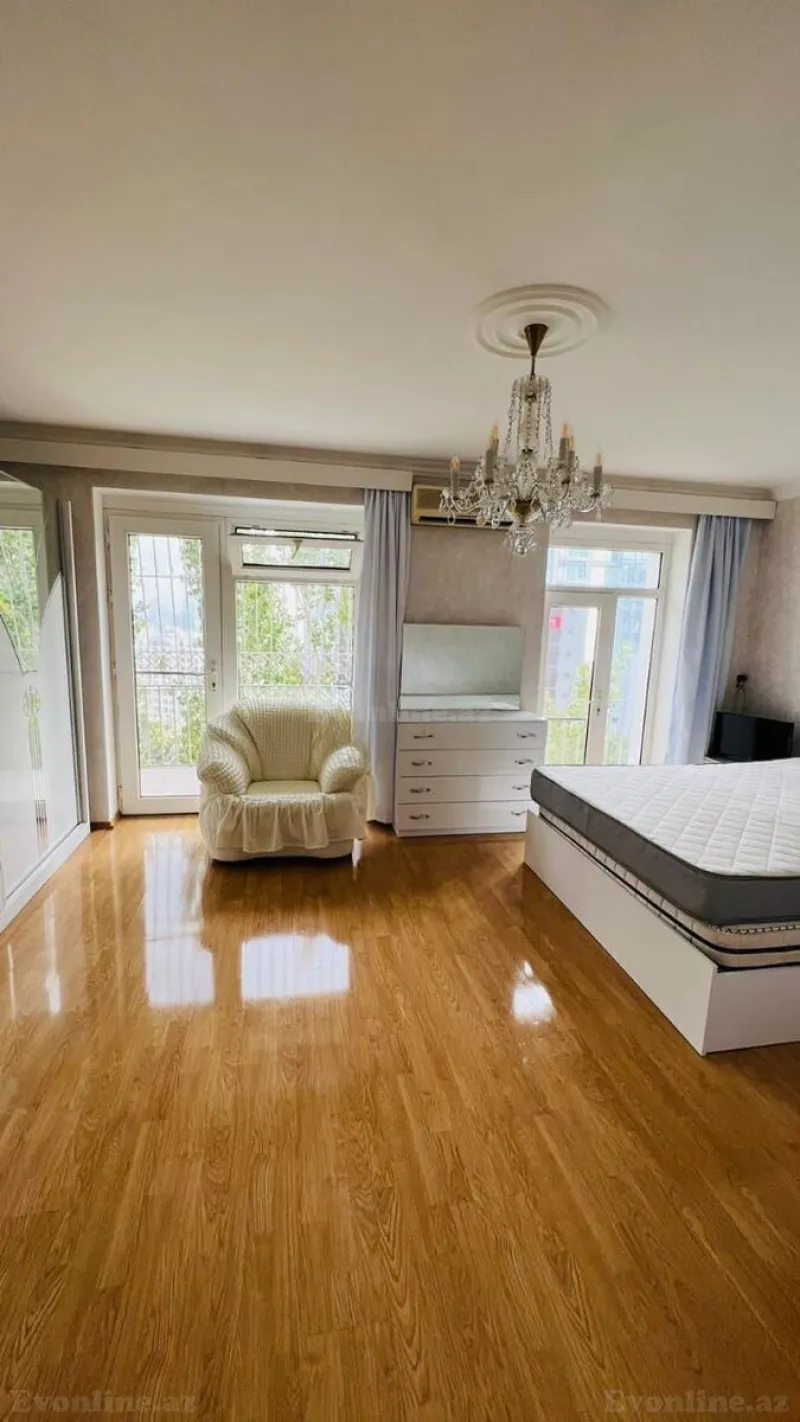 Kirayə verilir 2 otaqlı Mənzil Köhnə tikili 52 m² Səbail r. - şəkil 5