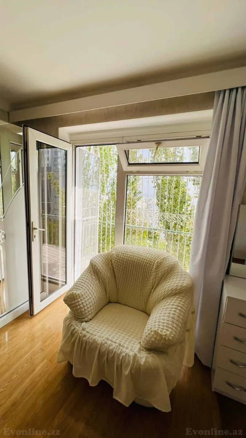 Kirayə verilir 2 otaqlı Mənzil Köhnə tikili 52 m² Səbail r. - şəkil 7