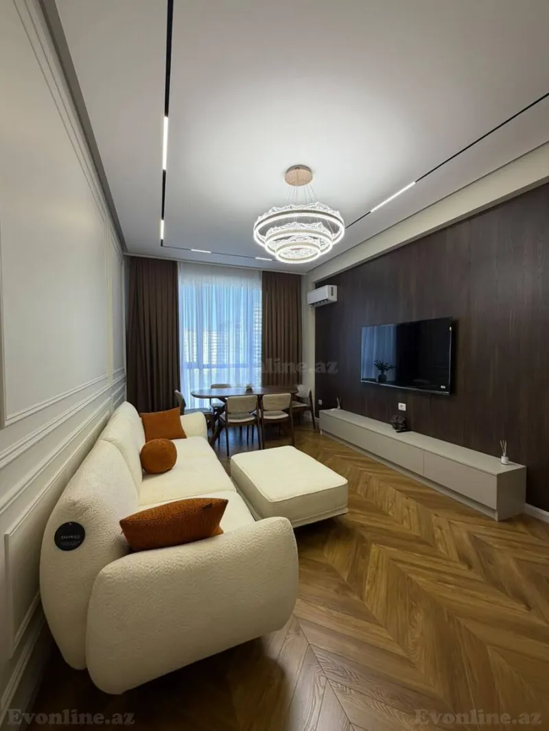 2 otaqlı Mənzil 85 m² Xətai r. Satılır