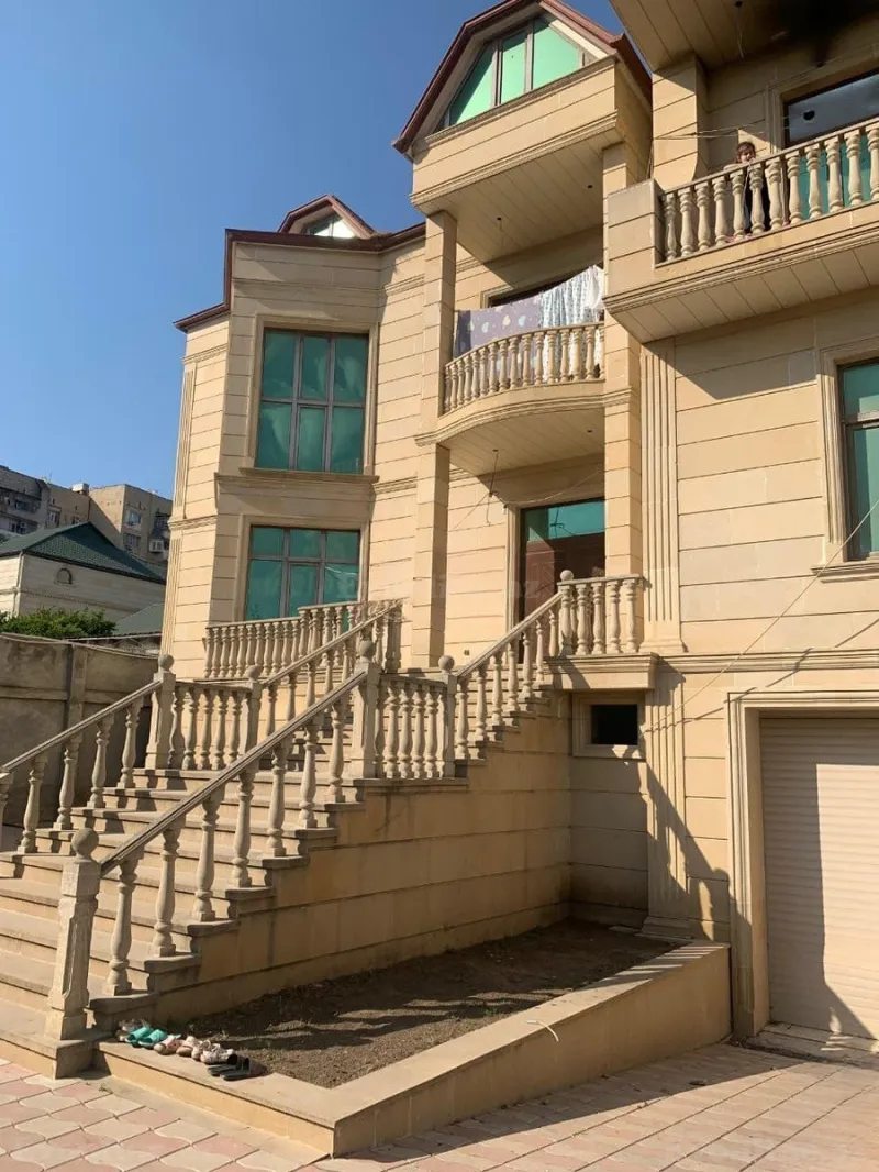 Satılır 7 otaqlı Həyət evi 307 m² Bakıxanov - şəkil 6