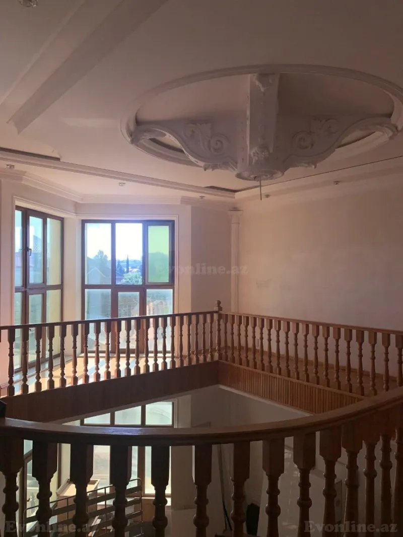 Satılır 7 otaqlı Həyət evi 307 m² Bakıxanov - şəkil 13