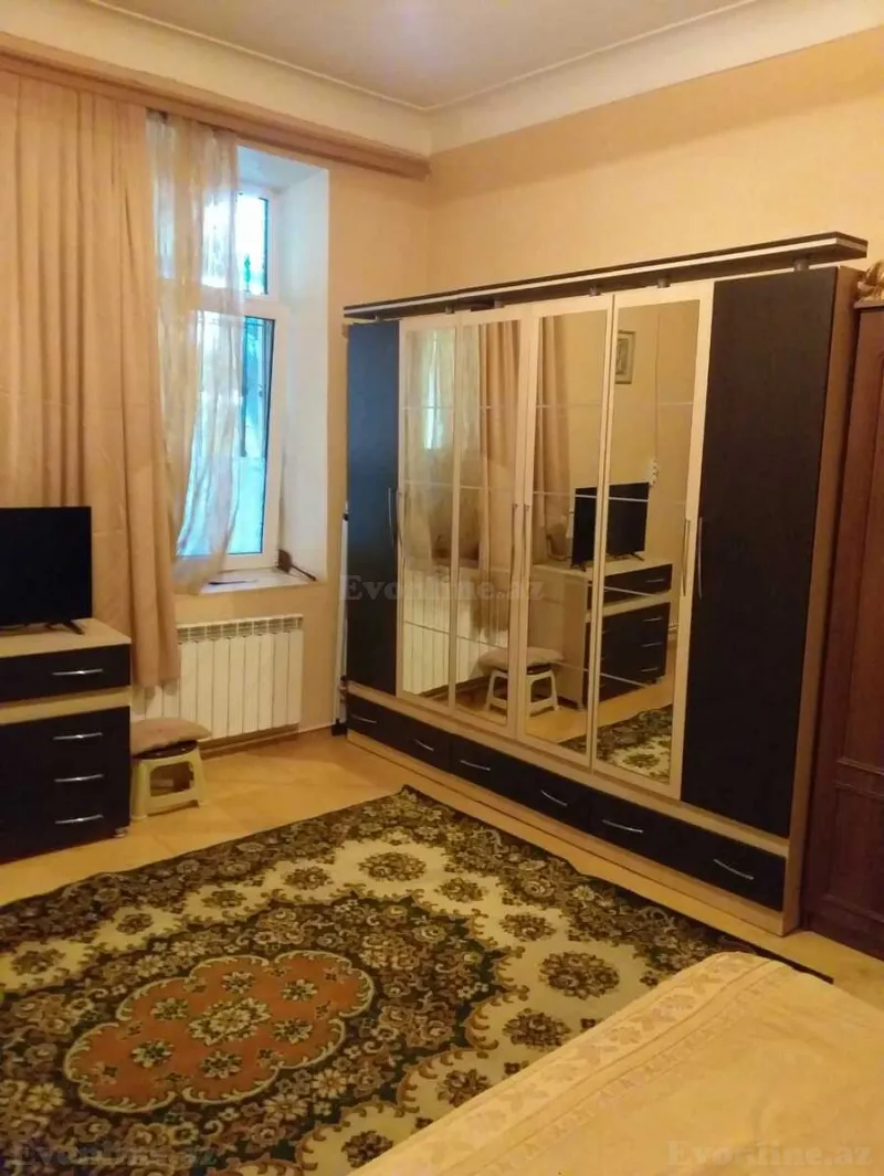 Kirayə verilir 2 otaqlı Mənzil Köhnə tikili 55 m² Nəriman Nərimanov m. - şəkil 4