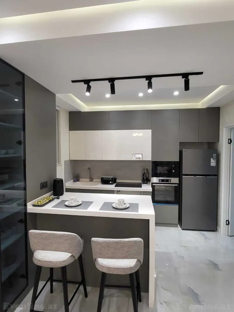 Kirayə verilir 2 otaqlı Mənzil Yeni tikili 85 m² Xətai r. - şəkil 12
