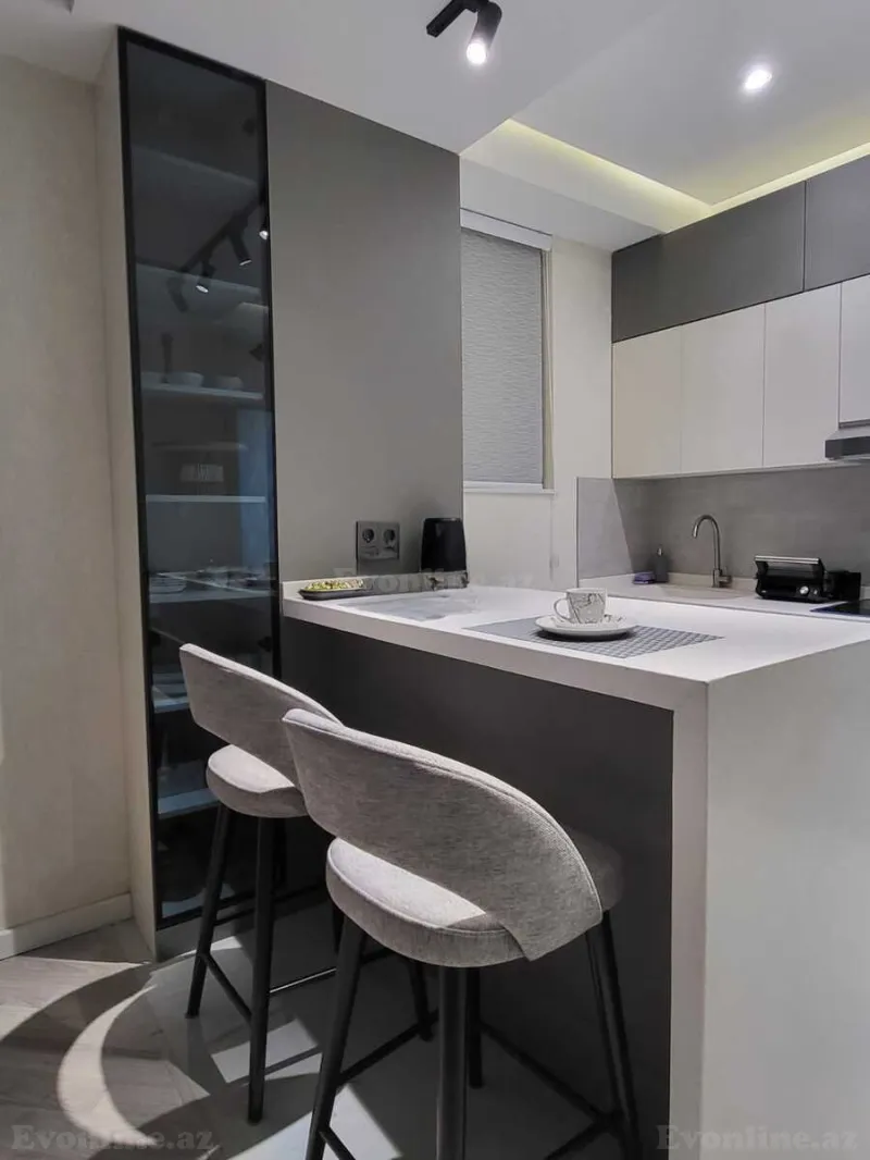 Kirayə verilir 2 otaqlı Mənzil Yeni tikili 85 m² Xətai r. - şəkil 13