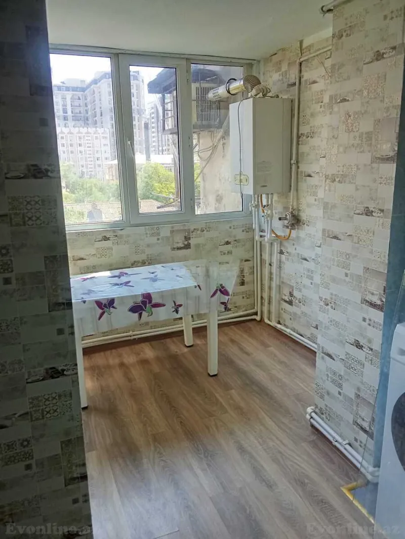 Kirayə verilir 2 otaqlı Mənzil Köhnə tikili 60 m² Gənclik m. - şəkil 9