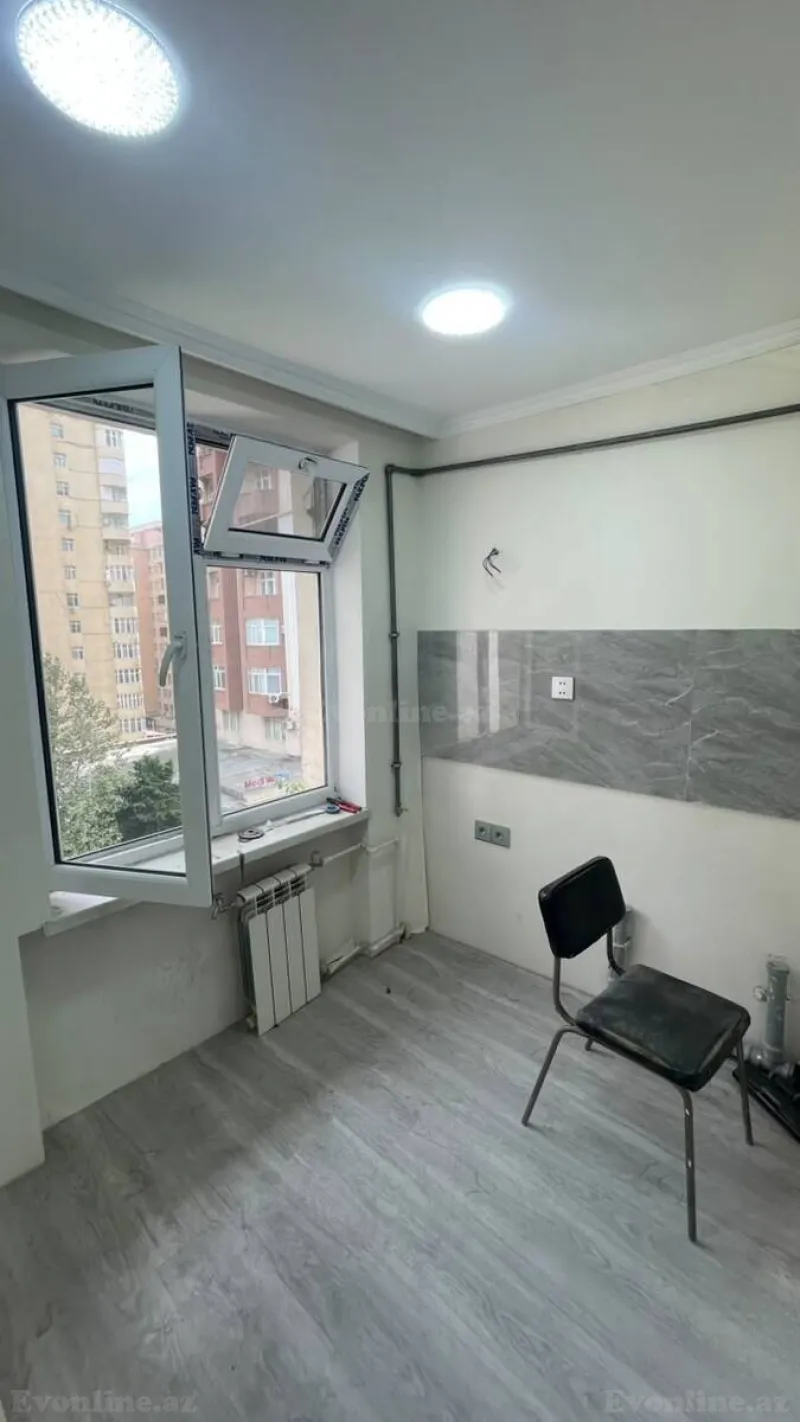 Satılır 1 otaqlı Mənzil Köhnə tikili 35 m² Elmlər Akademiyası m. - şəkil 3