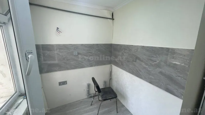 Satılır 1 otaqlı Mənzil Köhnə tikili 35 m² Elmlər Akademiyası m. - şəkil 4