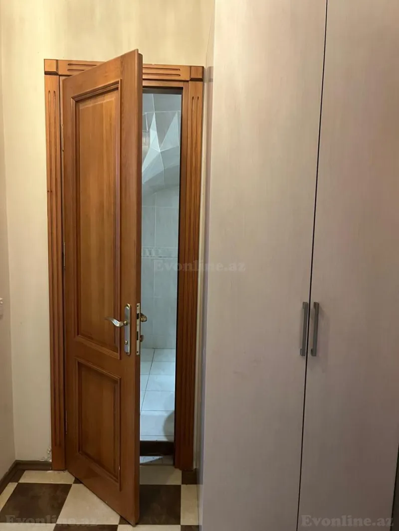 Kirayə verilir 3 otaqlı Mənzil Köhnə tikili 90 m² Nizami m. - şəkil 6