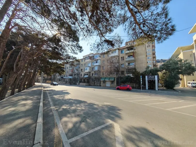 Kirayə verilir 3 otaqlı Mənzil Köhnə tikili 100 m² Nərimanov r. - şəkil 2