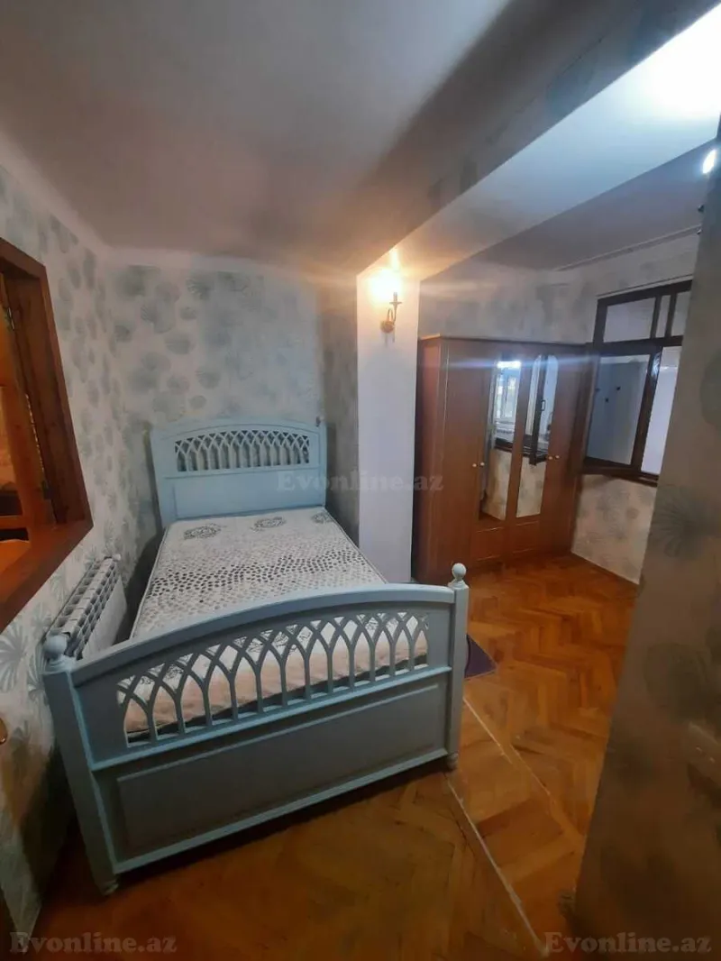 Kirayə verilir 3 otaqlı Mənzil Köhnə tikili 100 m² Nərimanov r. - şəkil 11