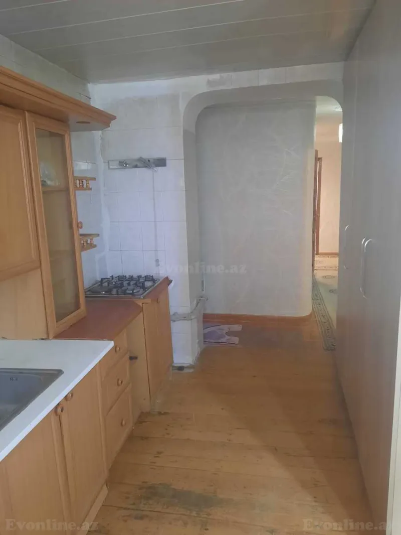 Kirayə verilir 3 otaqlı Mənzil Köhnə tikili 100 m² Nərimanov r. - şəkil 12