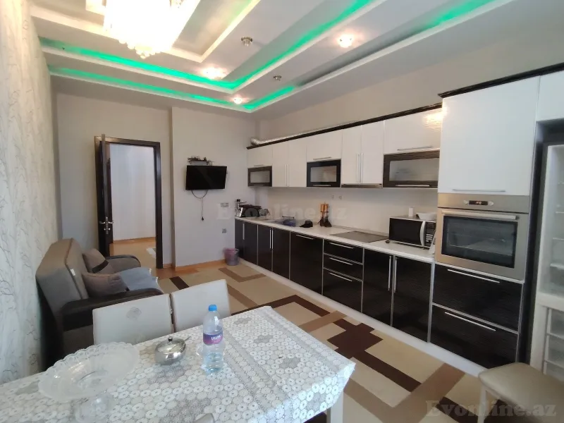 Satılır 4 otaqlı Mənzil Yeni tikili 206 m² Nizami m. - şəkil 6