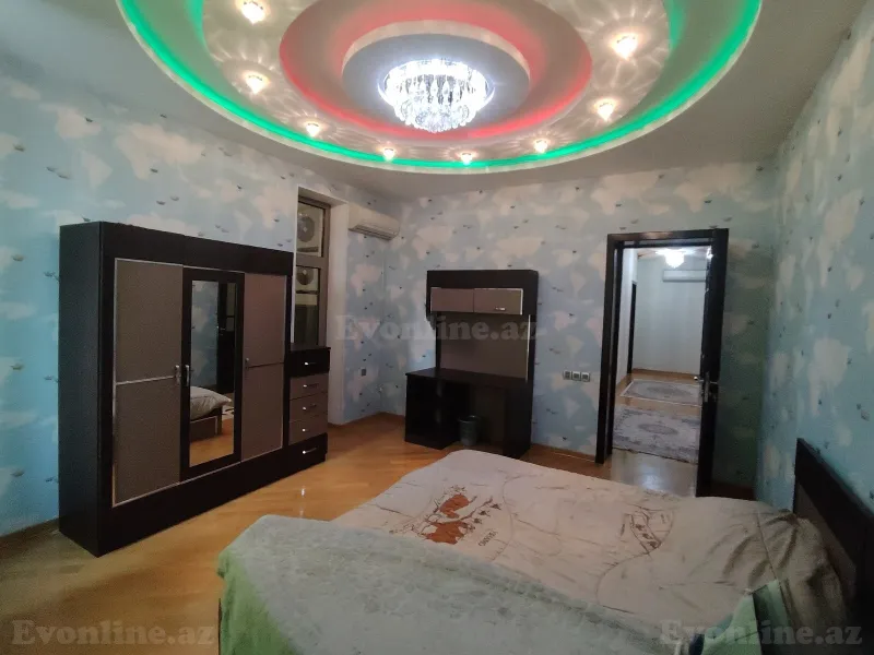 Satılır 4 otaqlı Mənzil Yeni tikili 206 m² Nizami m. - şəkil 14