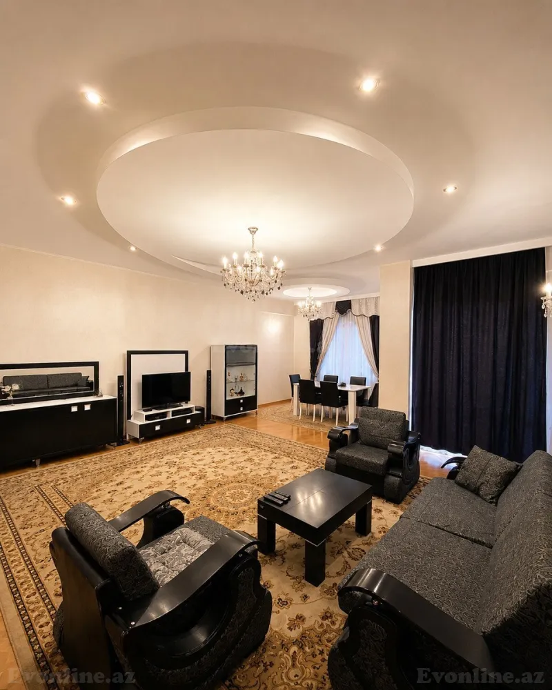 Satılır 4 otaqlı Mənzil Yeni tikili 210 m² Səbail r. - şəkil 3