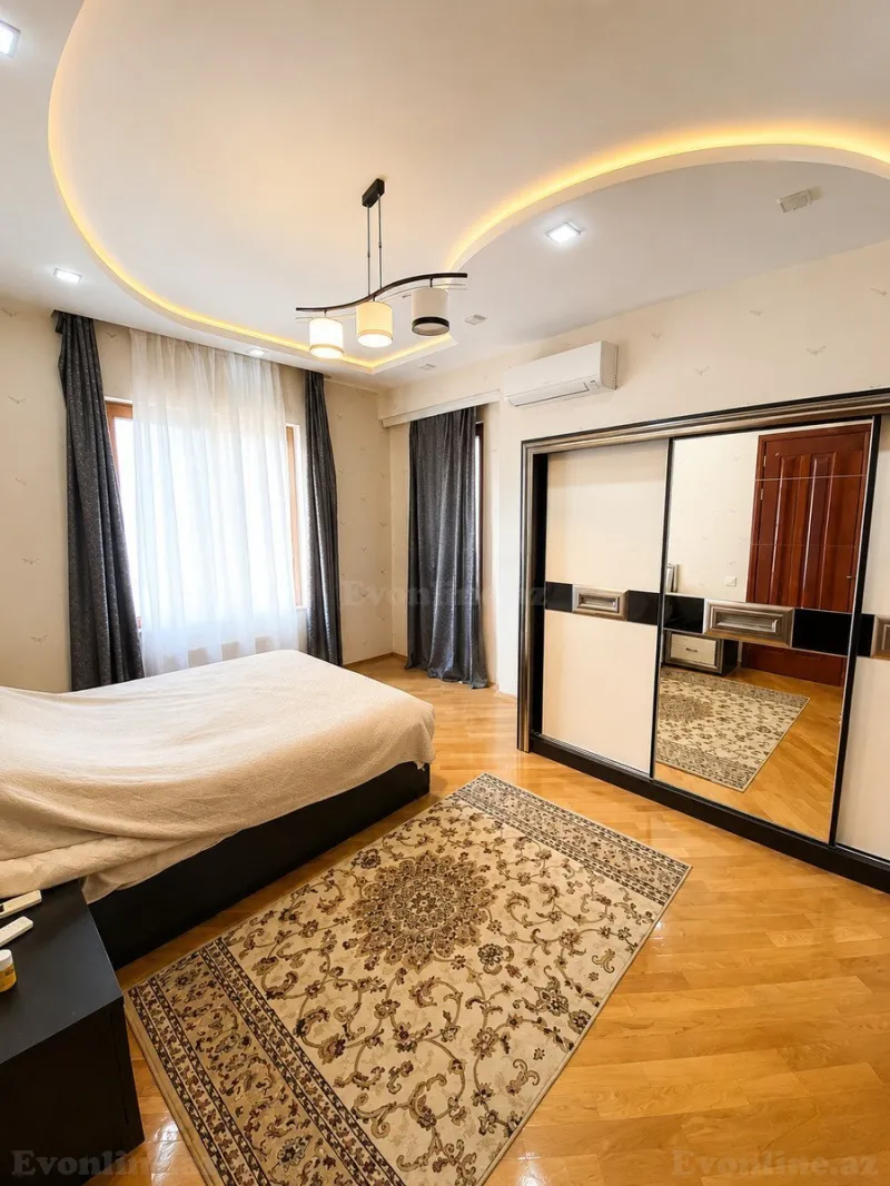 Satılır 4 otaqlı Mənzil Yeni tikili 210 m² Səbail r. - şəkil 7