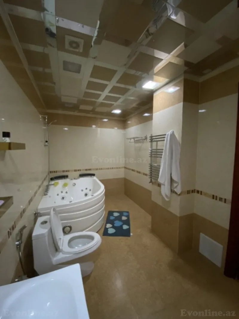 Satılır 4 otaqlı Mənzil Yeni tikili 210 m² Səbail r. - şəkil 12