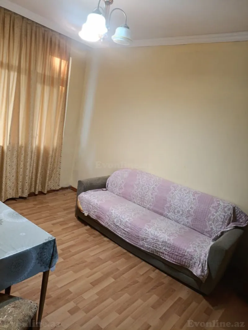 Satılır 2 otaqlı Mənzil Köhnə tikili 50 m² 5-ci mikrorayon - şəkil 3