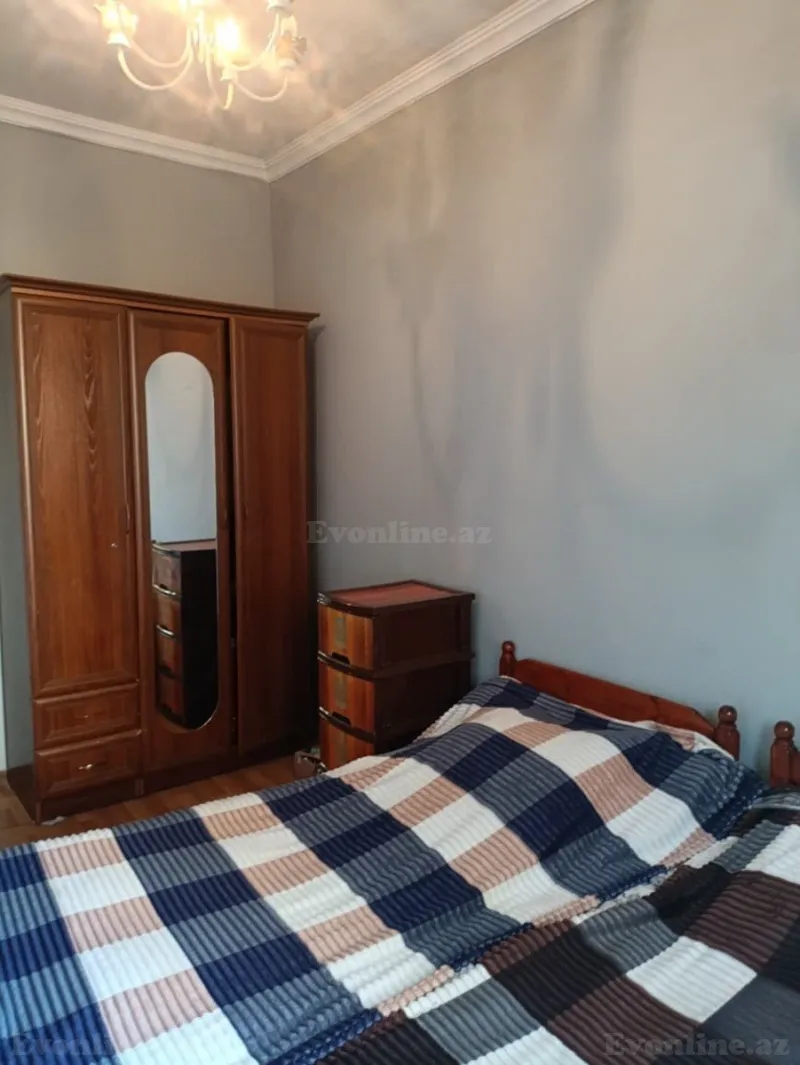 Satılır 2 otaqlı Mənzil Köhnə tikili 50 m² 5-ci mikrorayon - şəkil 5
