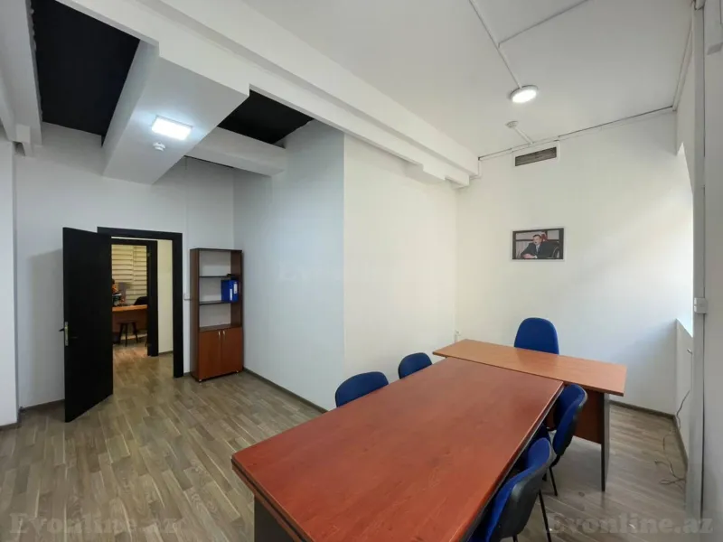 Kirayə verilir Ofis 60 m² Səbail r. - şəkil 3
