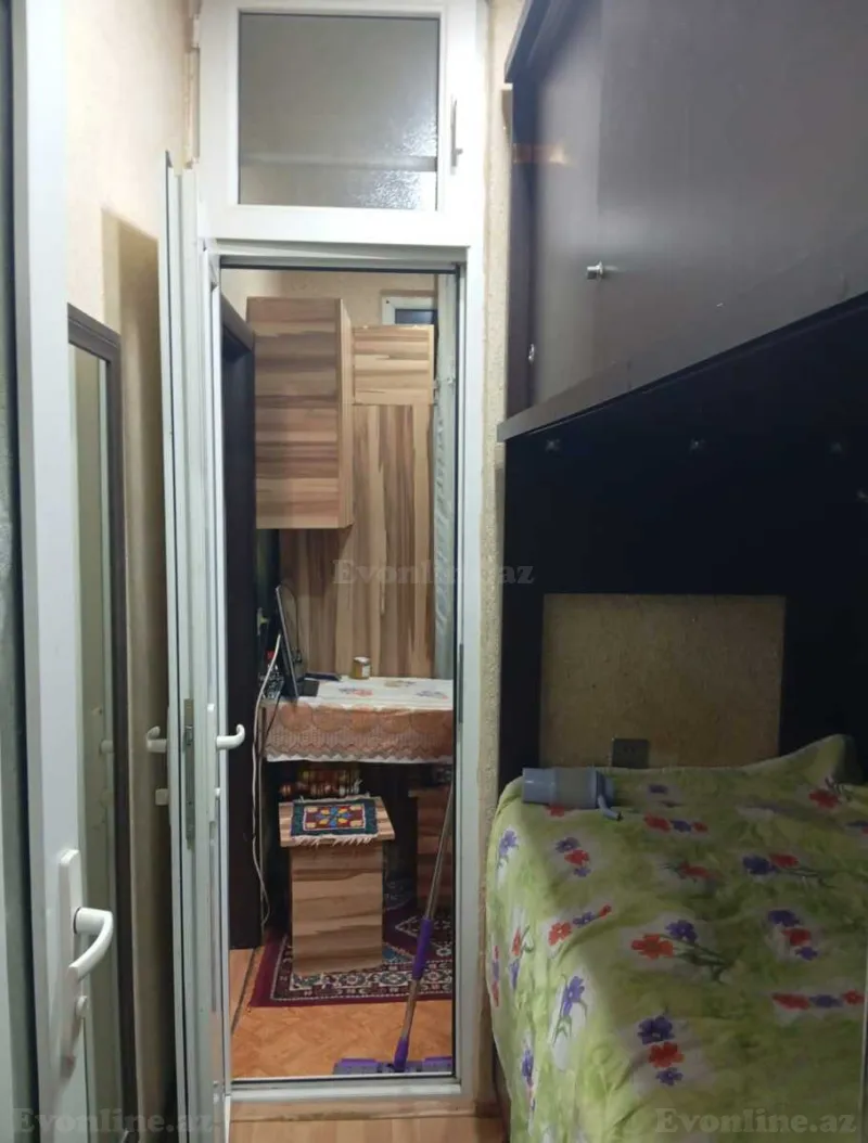 Satılır 2 otaqlı Mənzil Köhnə tikili 40 m² 7-ci mikrorayon - şəkil 2