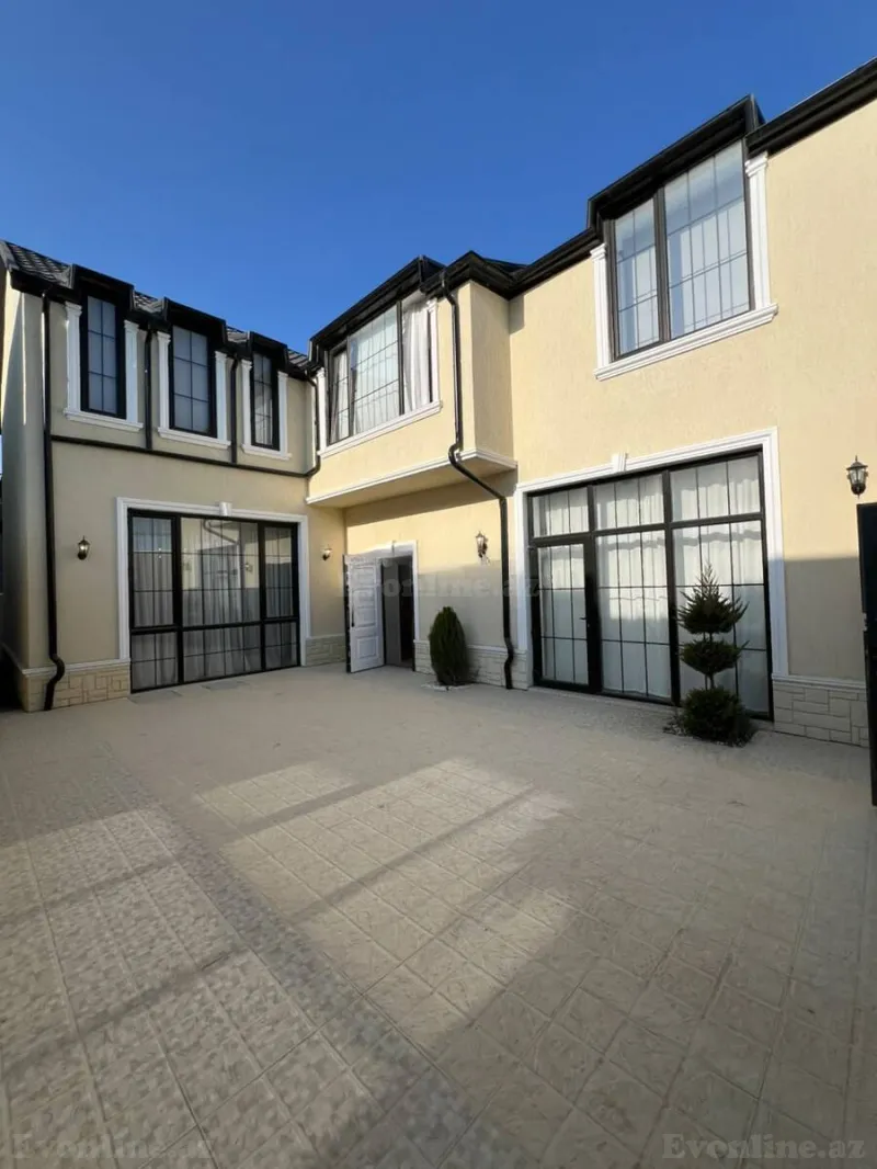 4 otaqlı Həyət evi 230 m² Badamdar Satılır