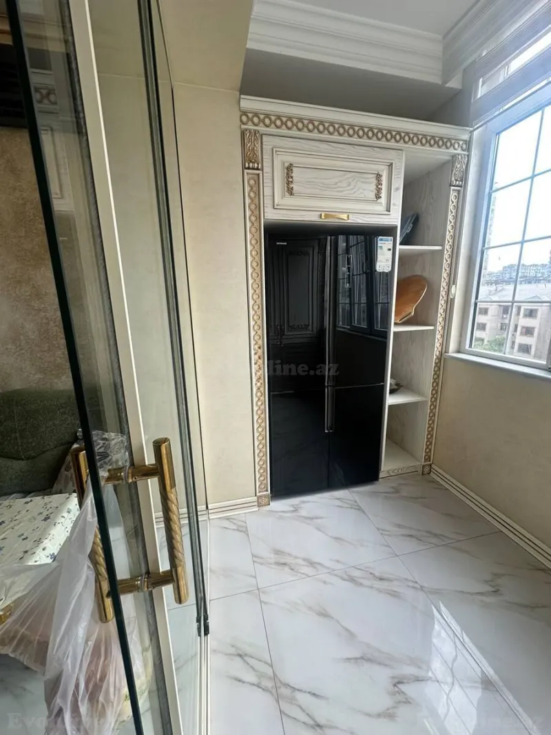 Satılır 4 otaqlı Mənzil Yeni tikili 158 m² İnşaatçılar m. - şəkil 30