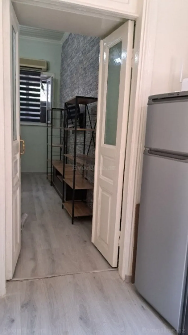 Kirayə verilir 1 otaqlı Mənzil Köhnə tikili 25 m² 28 May m. - şəkil 4