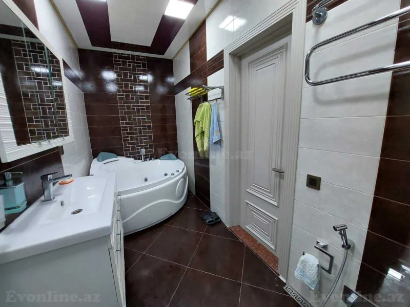 Kirayə verilir 3 otaqlı Mənzil Yeni tikili 130 m² 28 May m. - şəkil 11