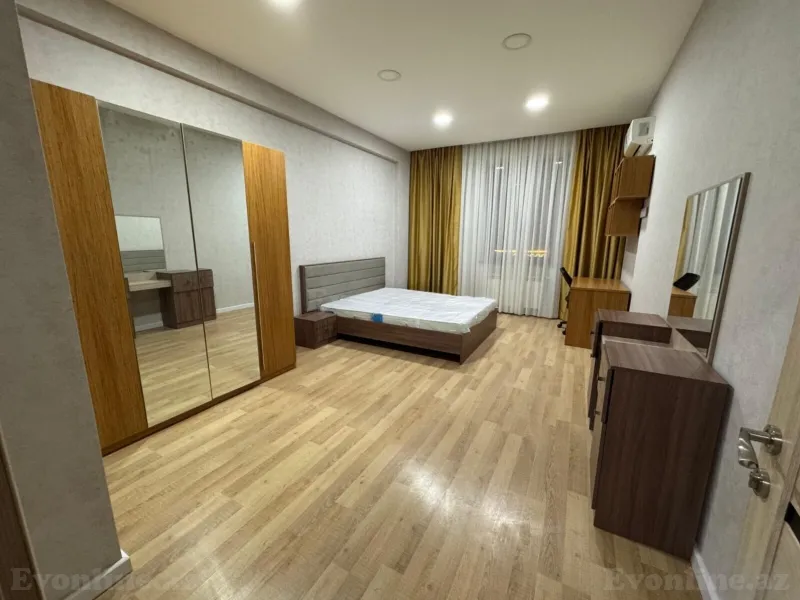 Kirayə verilir 4 otaqlı Mənzil Yeni tikili 146 m² Gənclik m. - şəkil 8