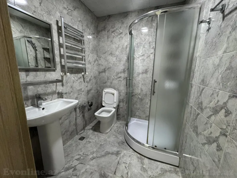 Kirayə verilir 4 otaqlı Mənzil Yeni tikili 146 m² Gənclik m. - şəkil 13