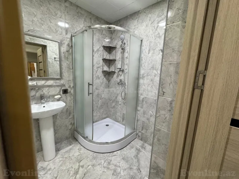 Kirayə verilir 4 otaqlı Mənzil Yeni tikili 146 m² Gənclik m. - şəkil 14