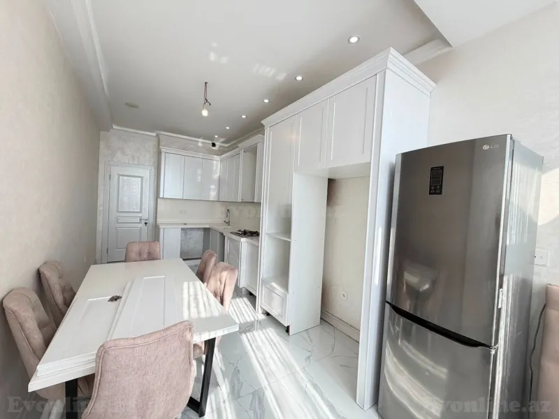 Satılır 3 otaqlı Mənzil Yeni tikili 145 m² Elmlər Akademiyası m. - şəkil 6