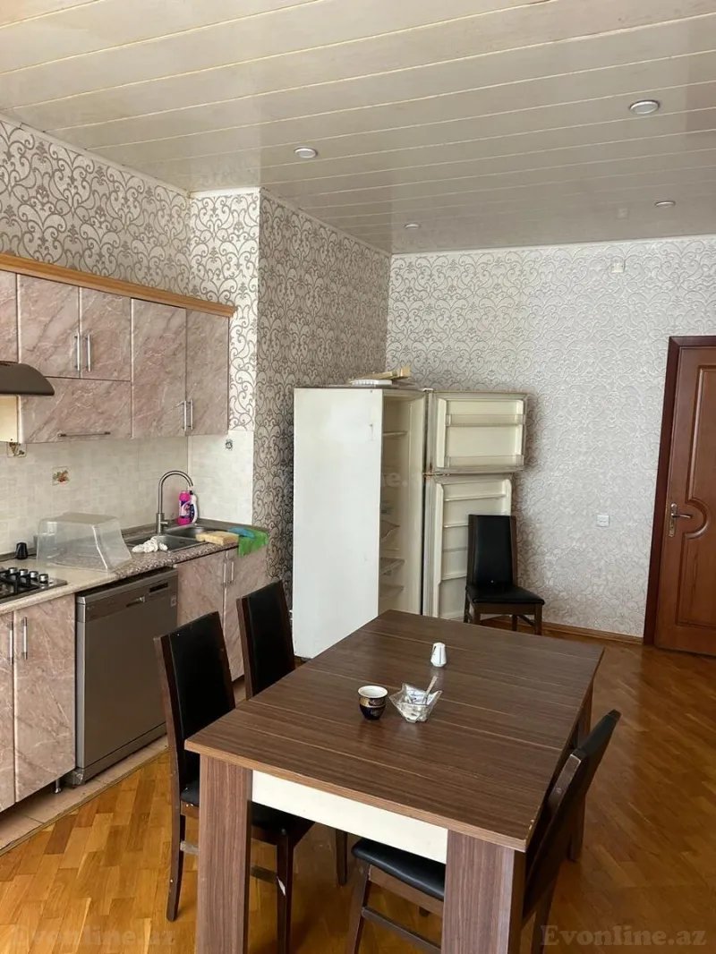 Kirayə verilir 3 otaqlı Mənzil Yeni tikili 150 m² Nəsimi r. - şəkil 18